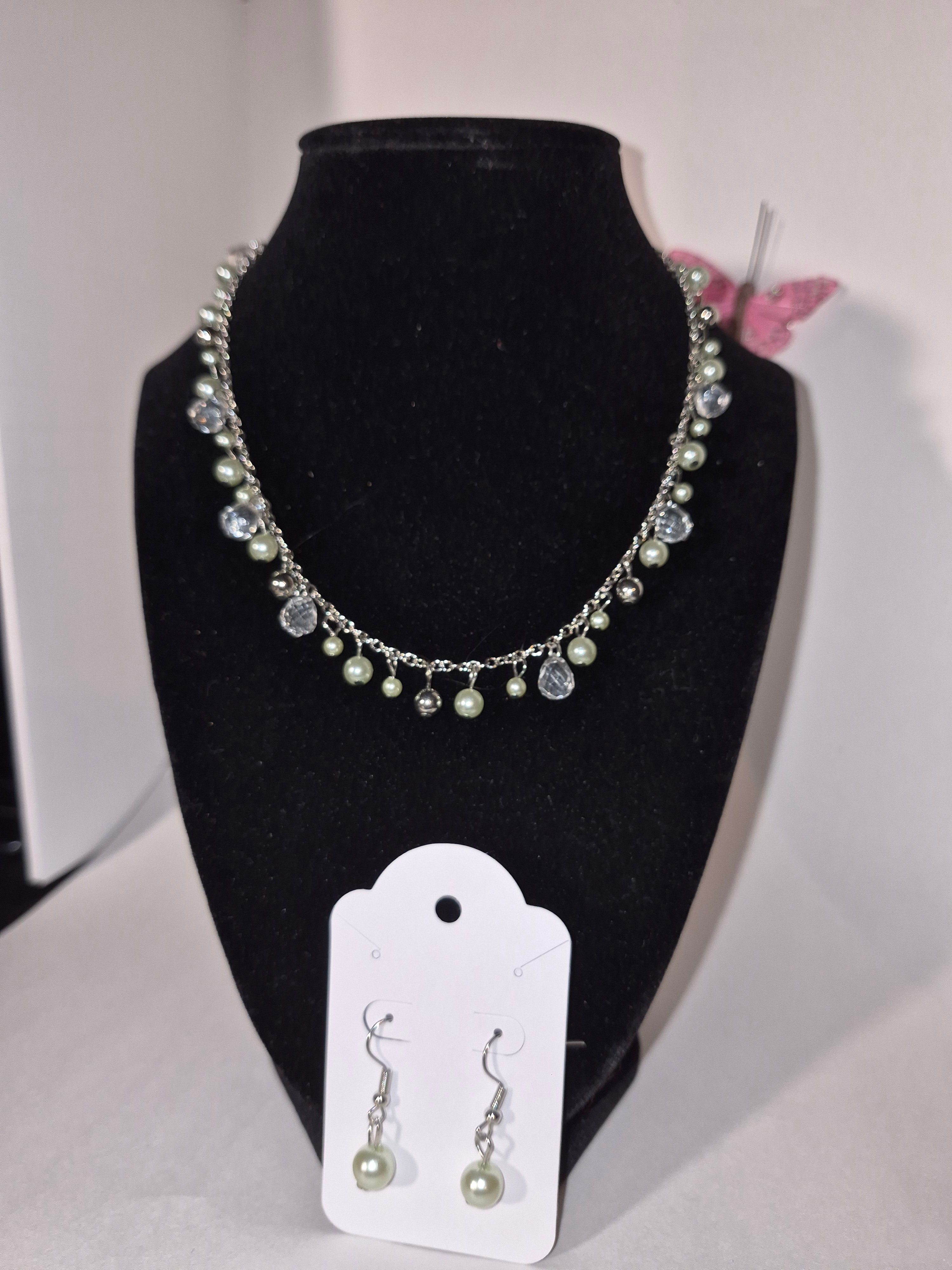 Jingly beaded submit green pearl color set