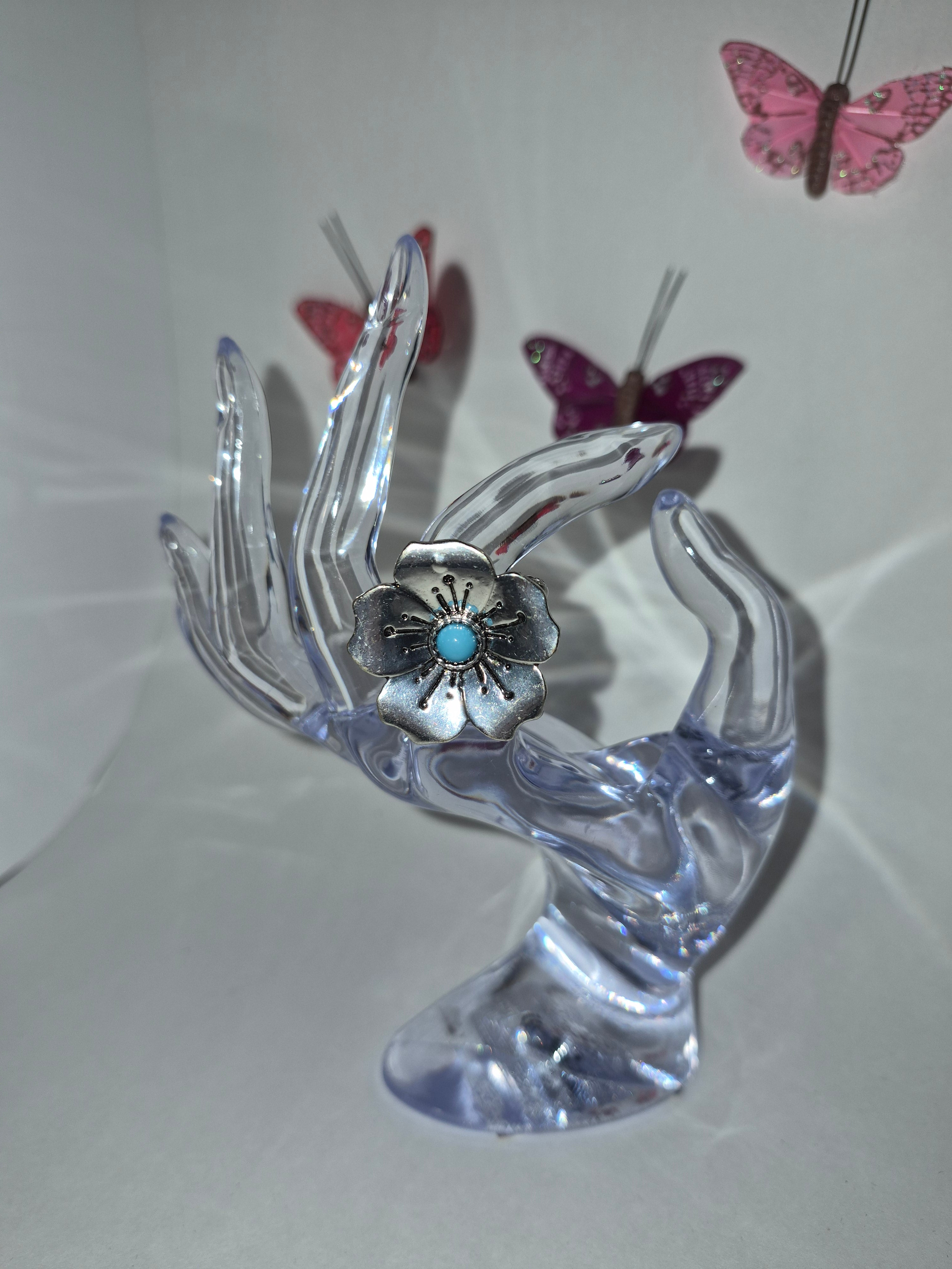 Metal petal ring